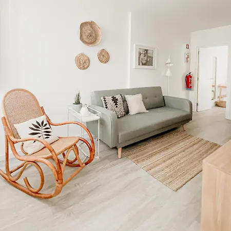 Apartment With Private Terrace Faro